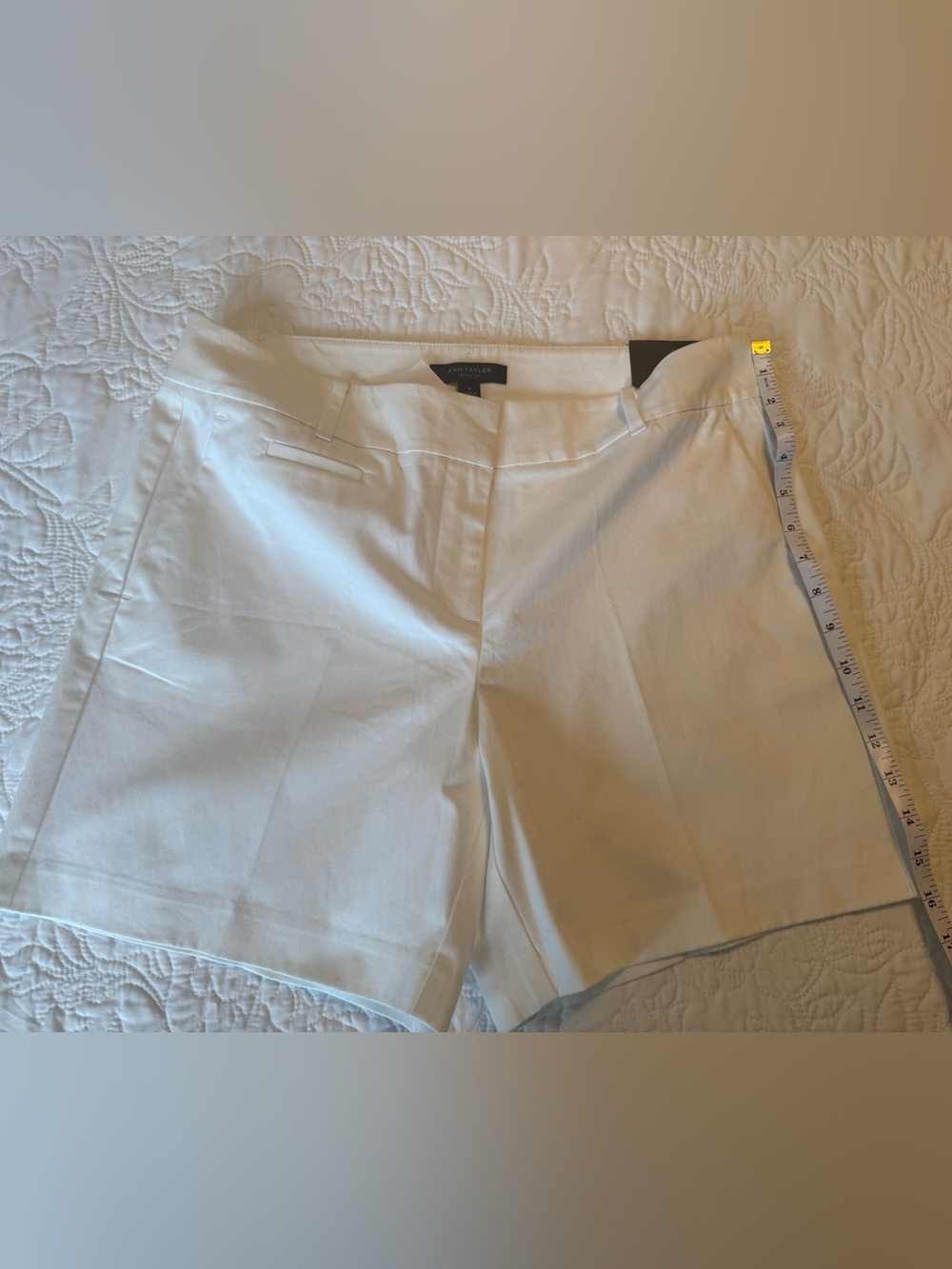 Ann Taylor - Women’s white Ann Taylor tailored shorts.  Polished dressy style.